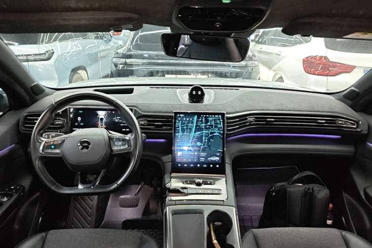 Used Nio EC6 2020 430 km Sport Version Center Console