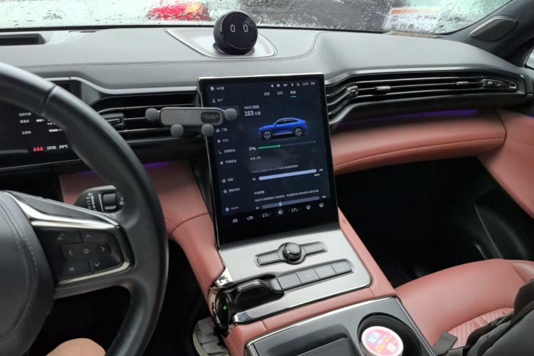 Used Nio EC6 2020 430 km Sport Version Center Console