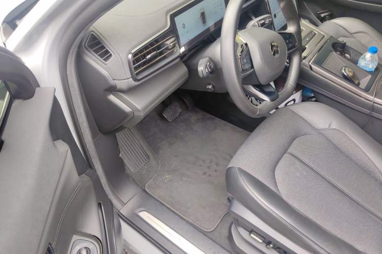 Used Nio EC6 2020 605 km Sport Edition Driver Seat