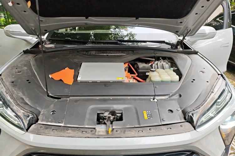 Used Nio EC6 2020 430 km Sport Version Engine Bay