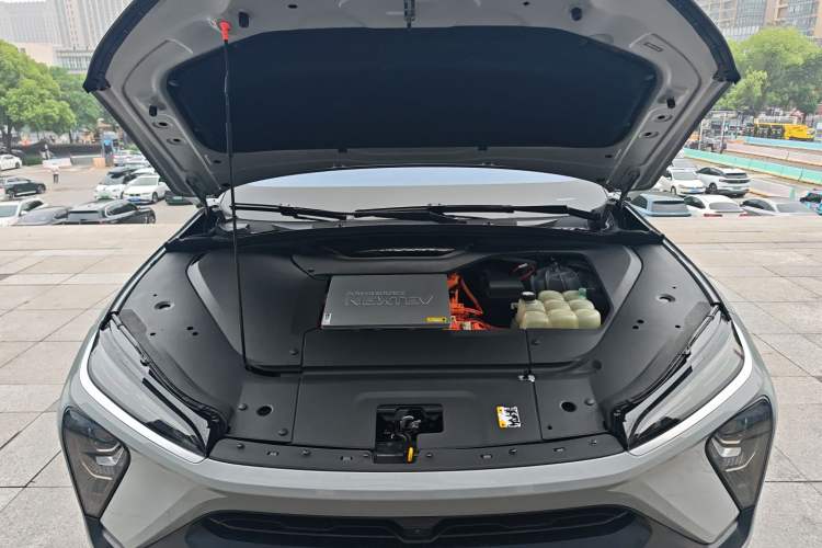 Used Nio EC6 2020 465 km Sport Edition Engine Bay