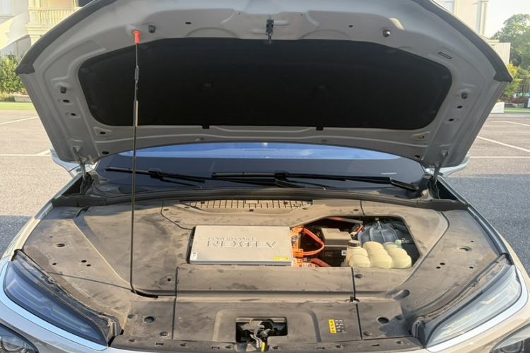 Used Nio EC6 2020 605 km Sport Edition Engine Bay