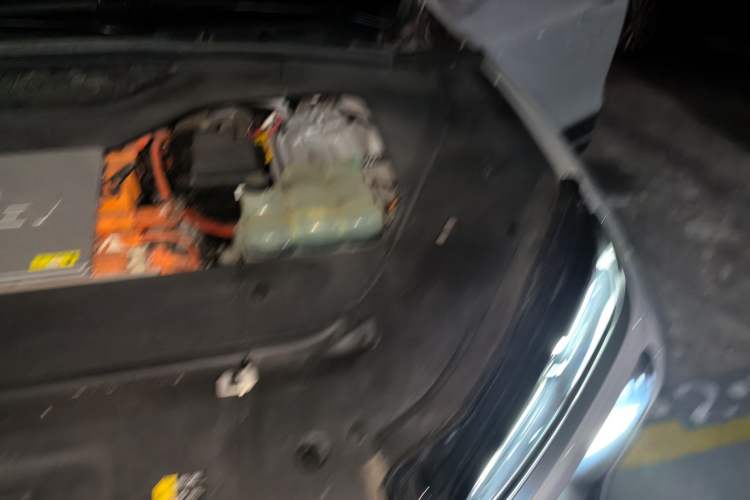 Used Nio EC6 2020 430 km Sport Version Engine Bay Left