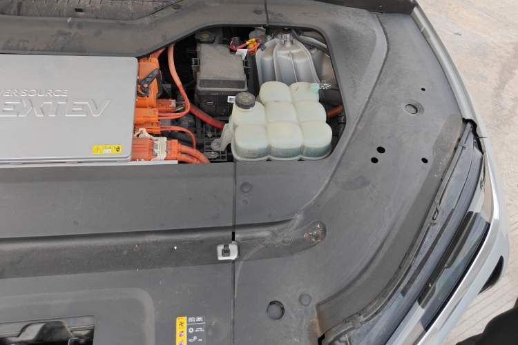 Used Nio EC6 2020 605 km Sport Edition Engine Bay Left