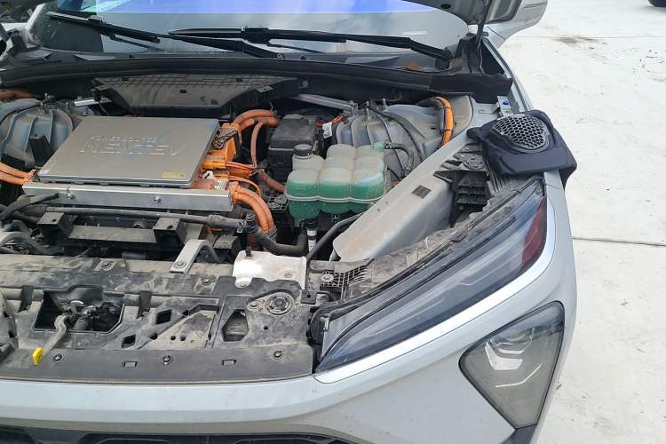 Used Nio EC6 2020 430 km Sport Version Engine Bay Left