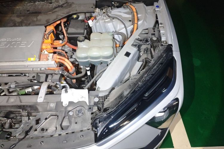 Used Nio EC6 2020 430 km Sport Version Engine Bay Left