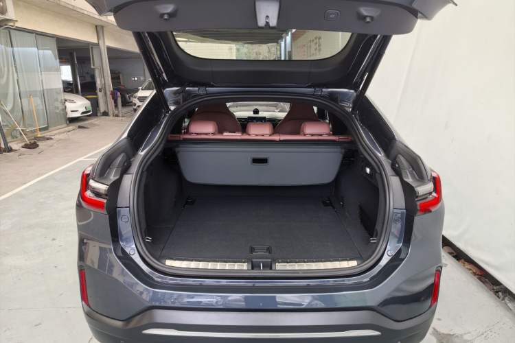 Used Nio EC6 2020 605 km Sport Edition Exterior 13