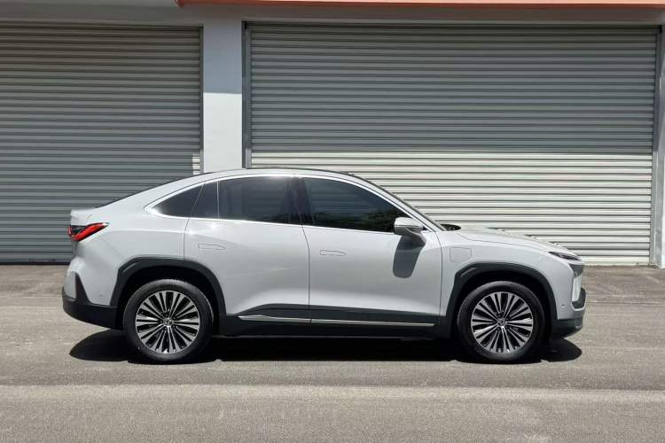 Used Nio EC6 2020 605 km Sport Edition Exterior 7
