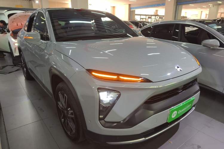 Used Nio EC6 2020 440 km Performance Version Front Right 45 Deg