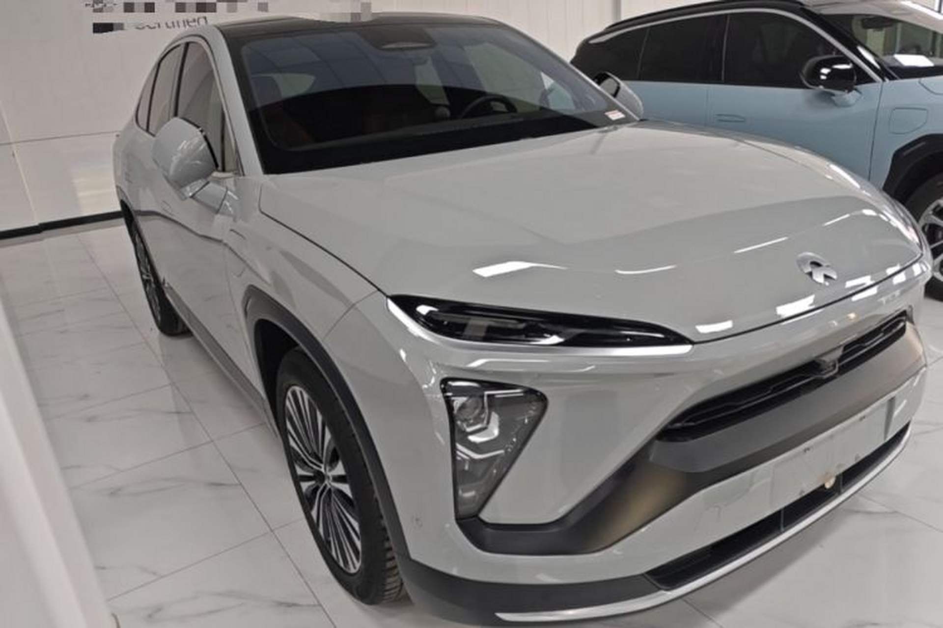 Used Nio EC6 2020 605 km Sport Edition Front Right 45 Deg