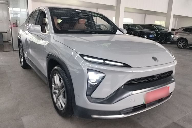 Used Nio EC6 2020 605 km Sport Edition Front Right 45 Deg