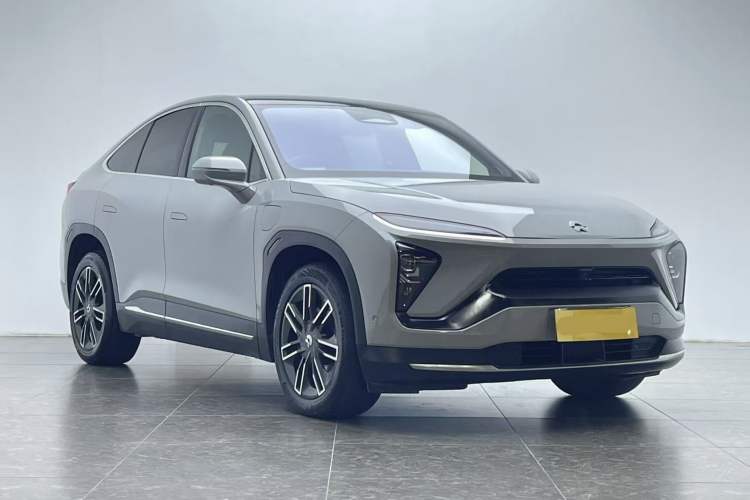 Used Nio EC6 2020 605 km Sport Edition Front Right 45 Deg