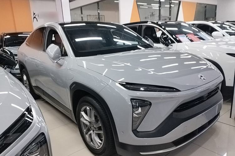 Used Nio EC6 2020 465 km Sport Edition Front Right 45 Deg