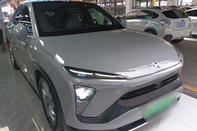 Used Nio EC6 2020 440 km Performance Version Front Right 45 Deg