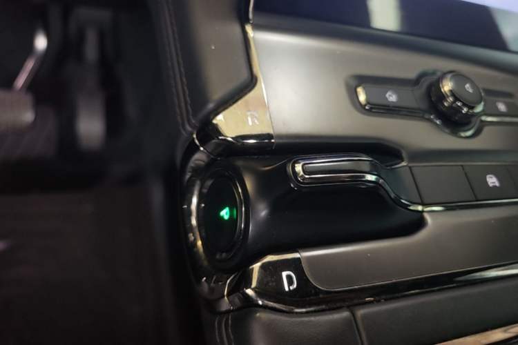 Used Nio EC6 2020 465 km Sport Edition Gear Lever