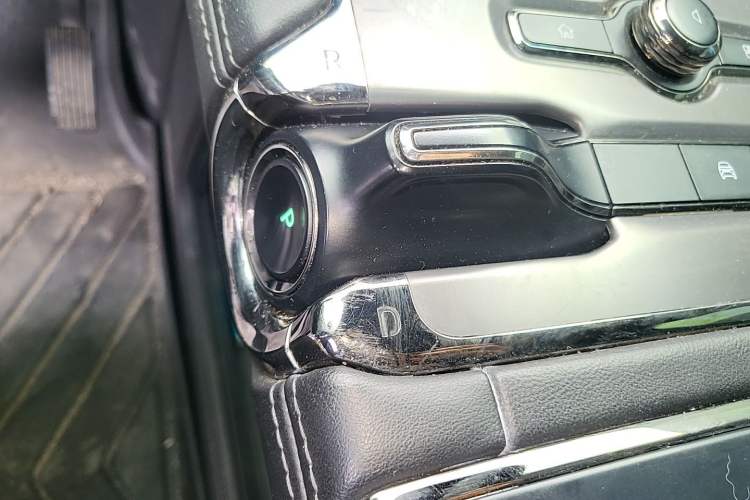 Used Nio EC6 2020 430 km Sport Version Gear Lever
