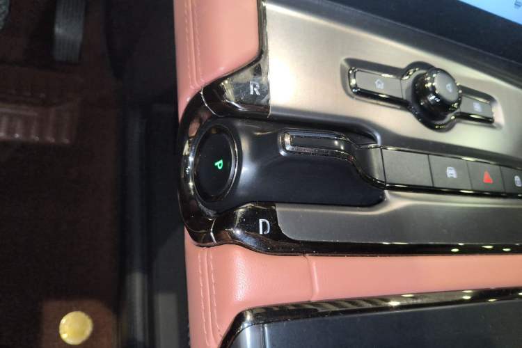 Used Nio EC6 2020 430 km Sport Version Gear Lever