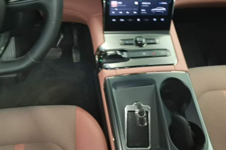 Used Nio EC6 2020 430 km Sport Version Gear Lever