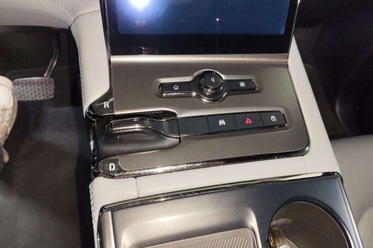 Used Nio EC6 2020 440KM Signature Edition Gear Lever