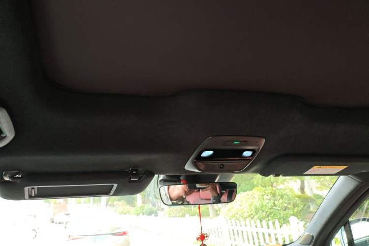Used Nio EC6 2020 605 km Sport Edition Headliner