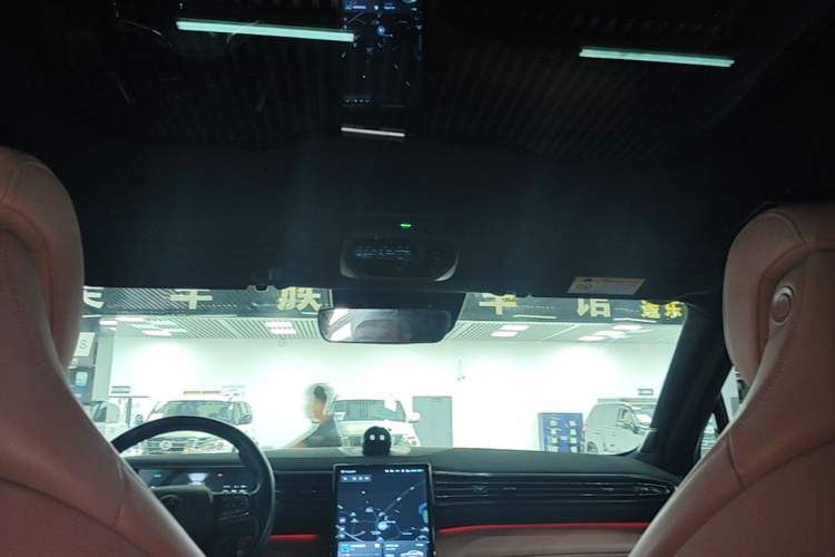 Used Nio EC6 2020 430 km Sport Version Headliner