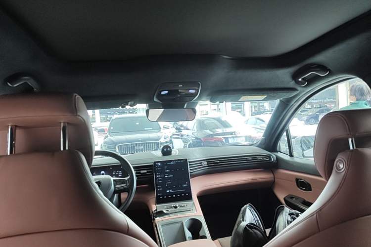 Used Nio EC6 2020 465 km Sport Edition Headliner