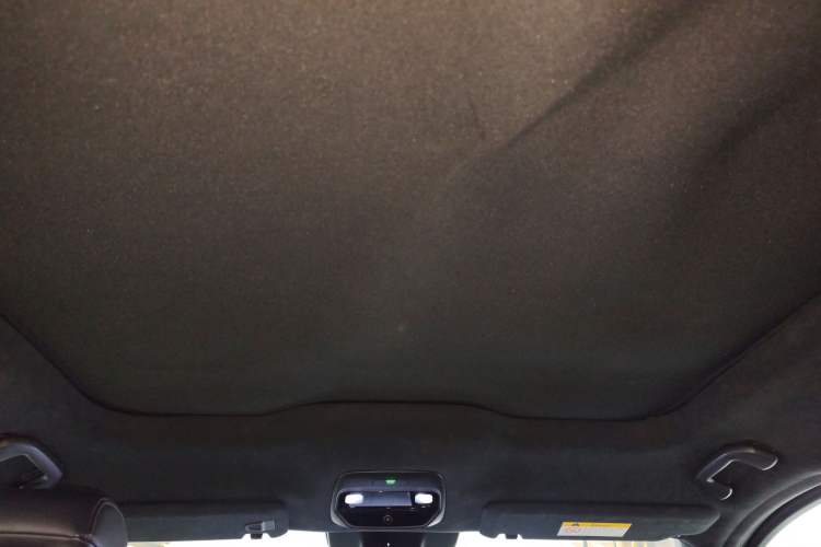 Used Nio EC6 2020 440 km Performance Version Headliner