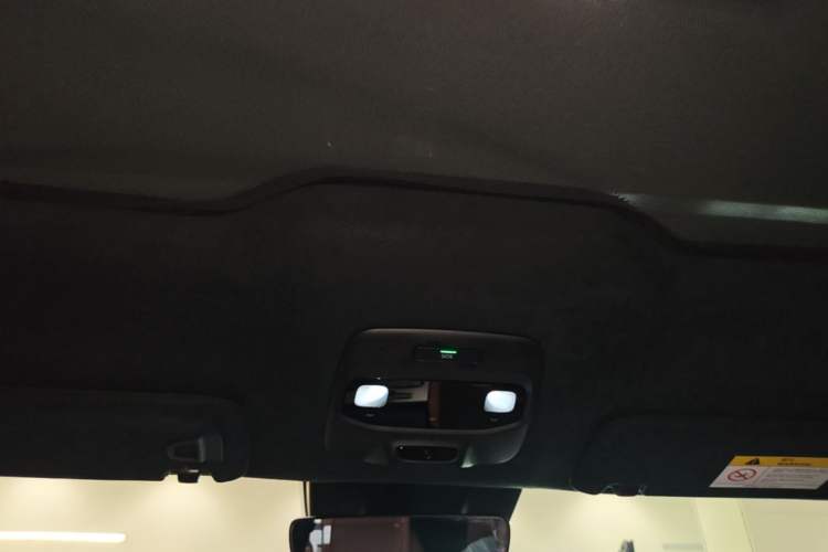 Used Nio EC6 2020 430 km Sport Version Headliner
