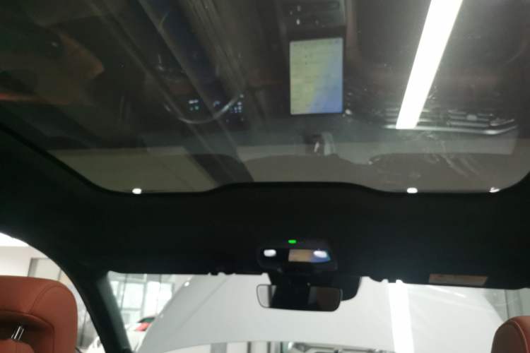 Used Nio EC6 2020 465 km Sport Edition Headliner