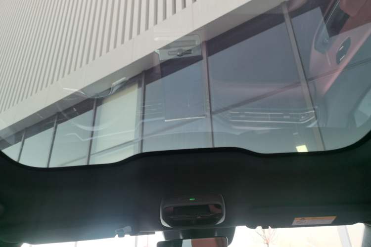 Used Nio EC6 2020 440 km Performance Version Headliner