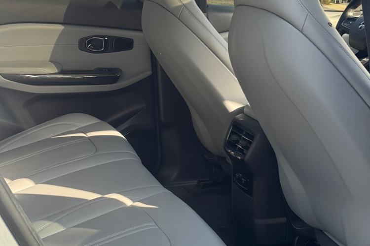 Used Nio EC6 2020 440KM Signature Edition Interior 5