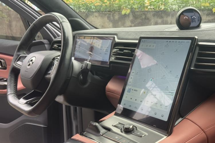 Used Nio EC6 2020 615 km Performance Edition Interior 7