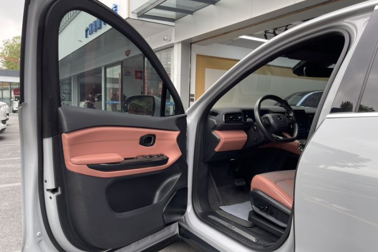Used Nio EC6 2020 605 km Sport Edition Interior 7