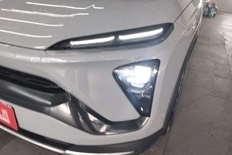 Used Nio EC6 2020 605 km Sport Edition Left Front Headlight