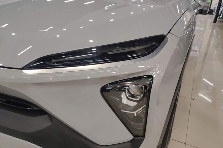 Used Nio EC6 2020 605 km Sport Edition Left Front Headlight