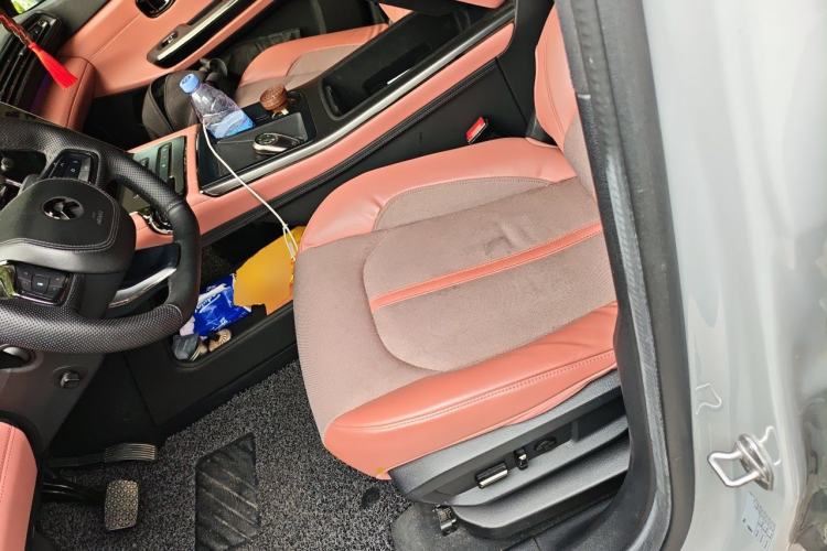 Used Nio EC6 2020 605 km Sport Edition Left Front Seat