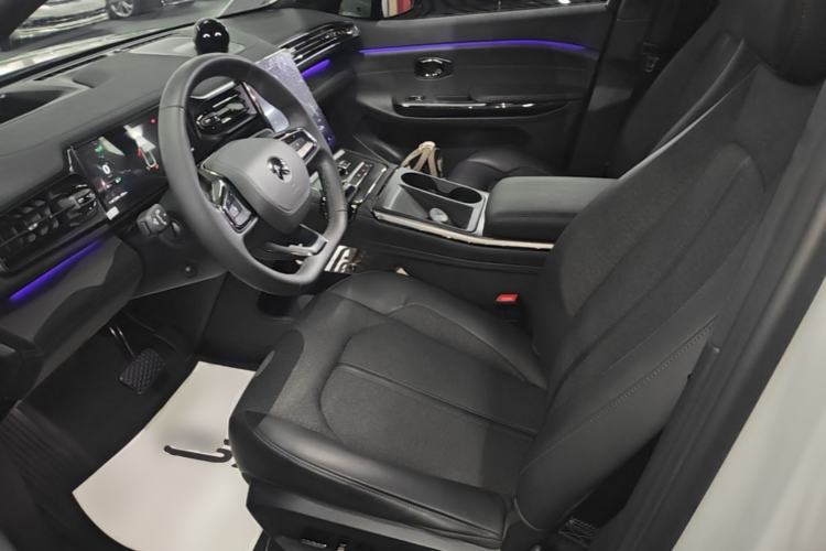 Used Nio EC6 2020 605 km Sport Edition Left Front Seat
