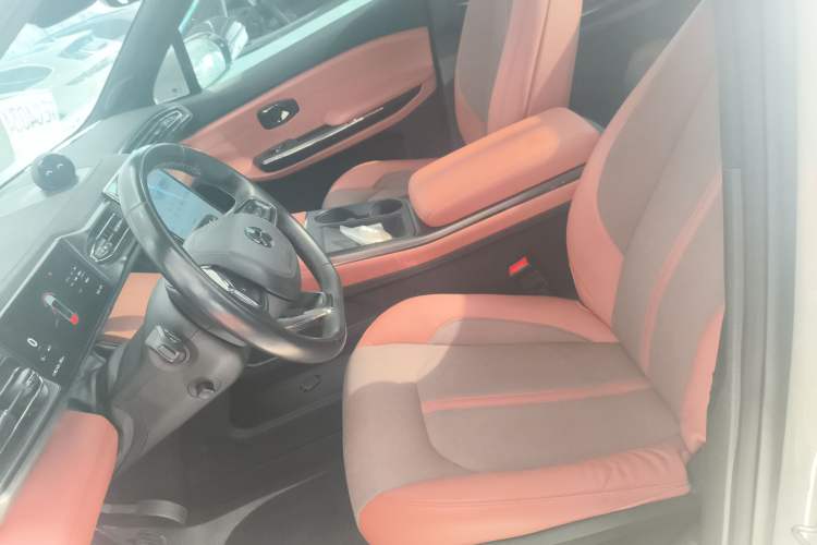 Used Nio EC6 2020 605 km Sport Edition Left Front Seat