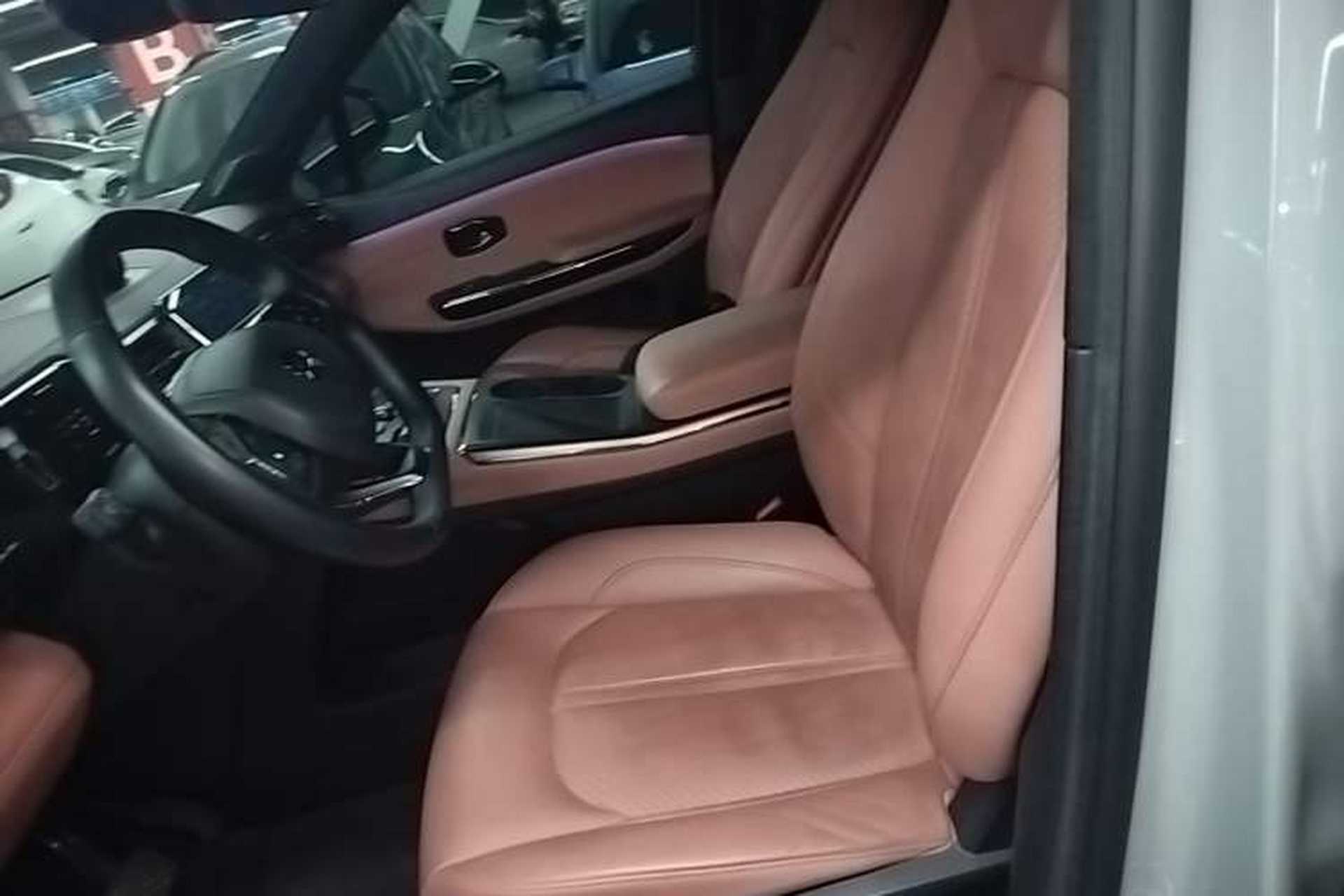 Used Nio EC6 2020 615 km Performance Edition Left Front Seat