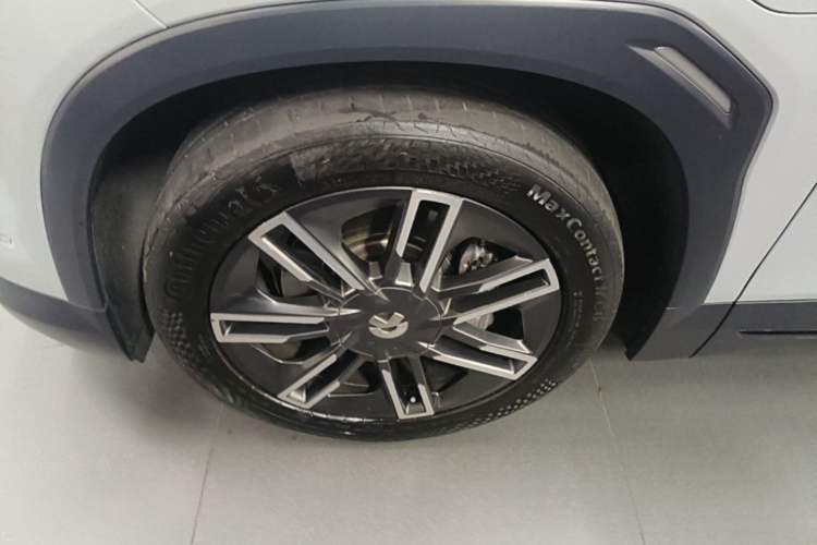 Used Nio EC6 2020 430 km Sport Version Left Front Wheel Hub