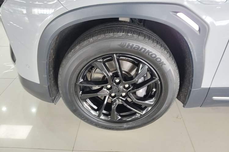 Used Nio EC6 2020 615 km Performance Edition Left Front Wheel Hub