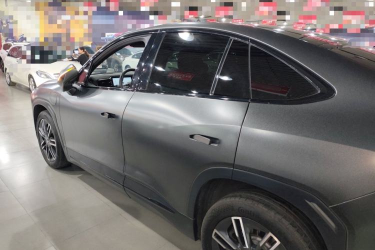 Used Nio EC6 2020 605 km Sport Edition Left Side