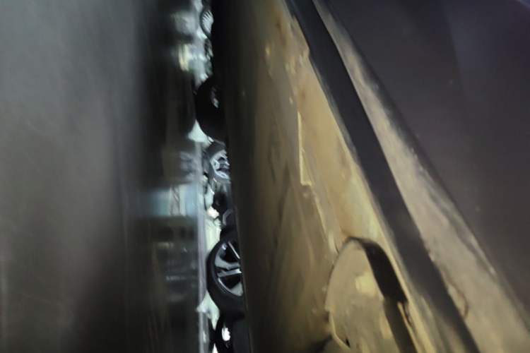 Used Nio EC6 2020 465 km Sport Edition Left Side Sill