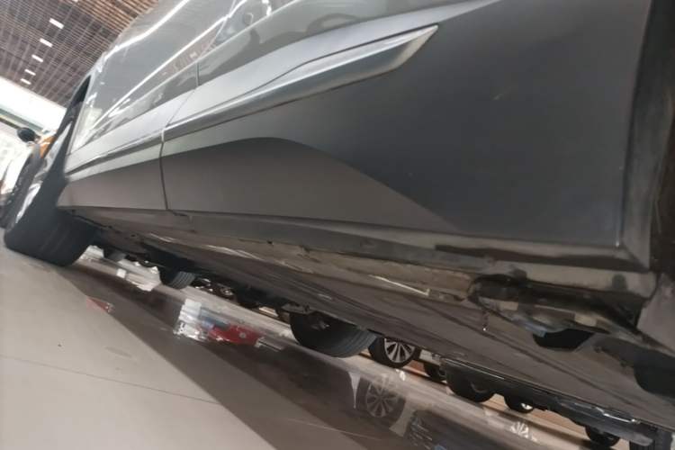 Used Nio EC6 2020 430 km Sport Version Left Side Sill