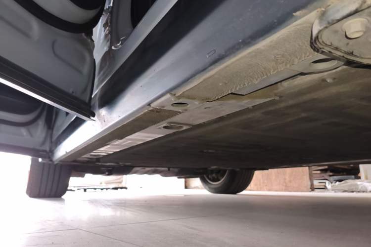 Used Nio EC6 2020 440 km Performance Version Left Side Sill