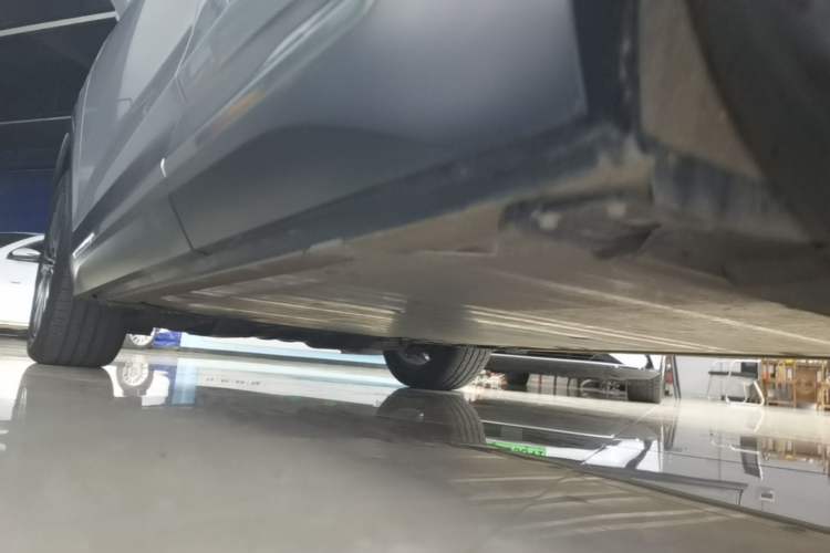 Used Nio EC6 2020 430 km Sport Version Left Side Sill