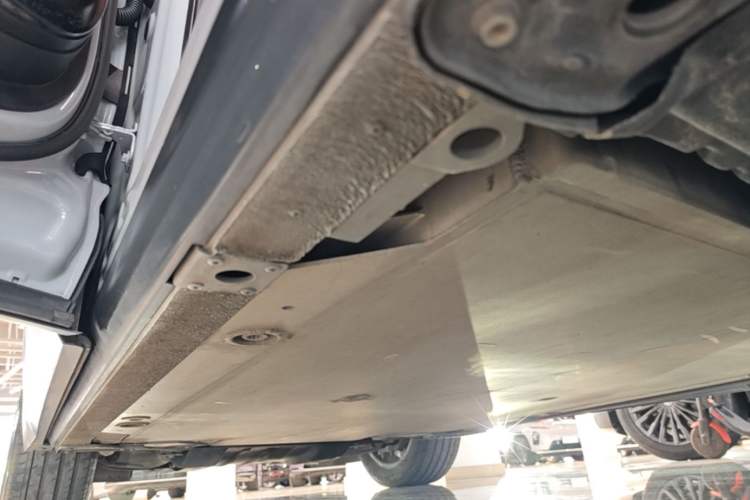 Used Nio EC6 2020 430 km Sport Version Left Side Sill