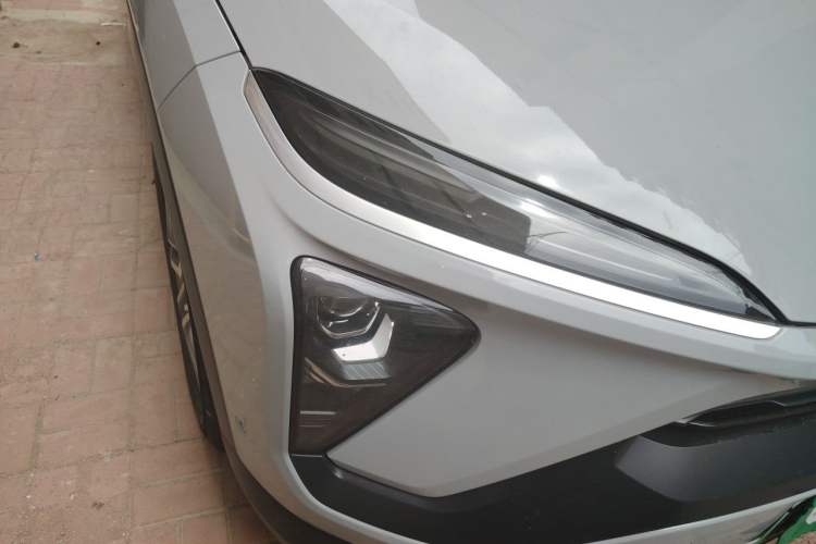Used Nio EC6 2020 465 km Sport Edition Right Front Headlight