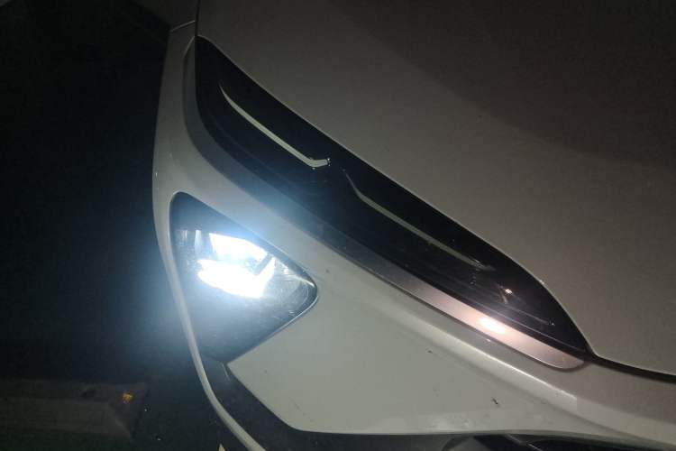 Used Nio EC6 2020 430 km Sport Version Right Front Headlight