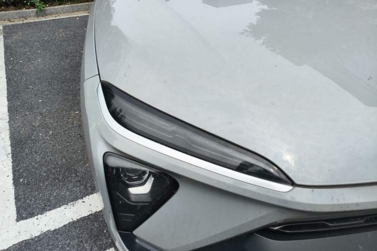 Used Nio EC6 2020 615 km Performance Edition Right Front Headlight